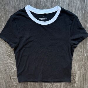Abercrombie & Fitch Baby Tee